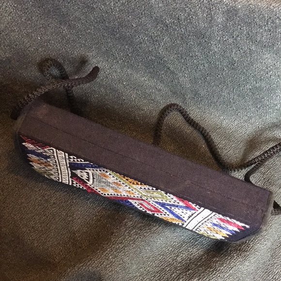 Aztec pattern Hard clutch purse - Picture 6 of 8